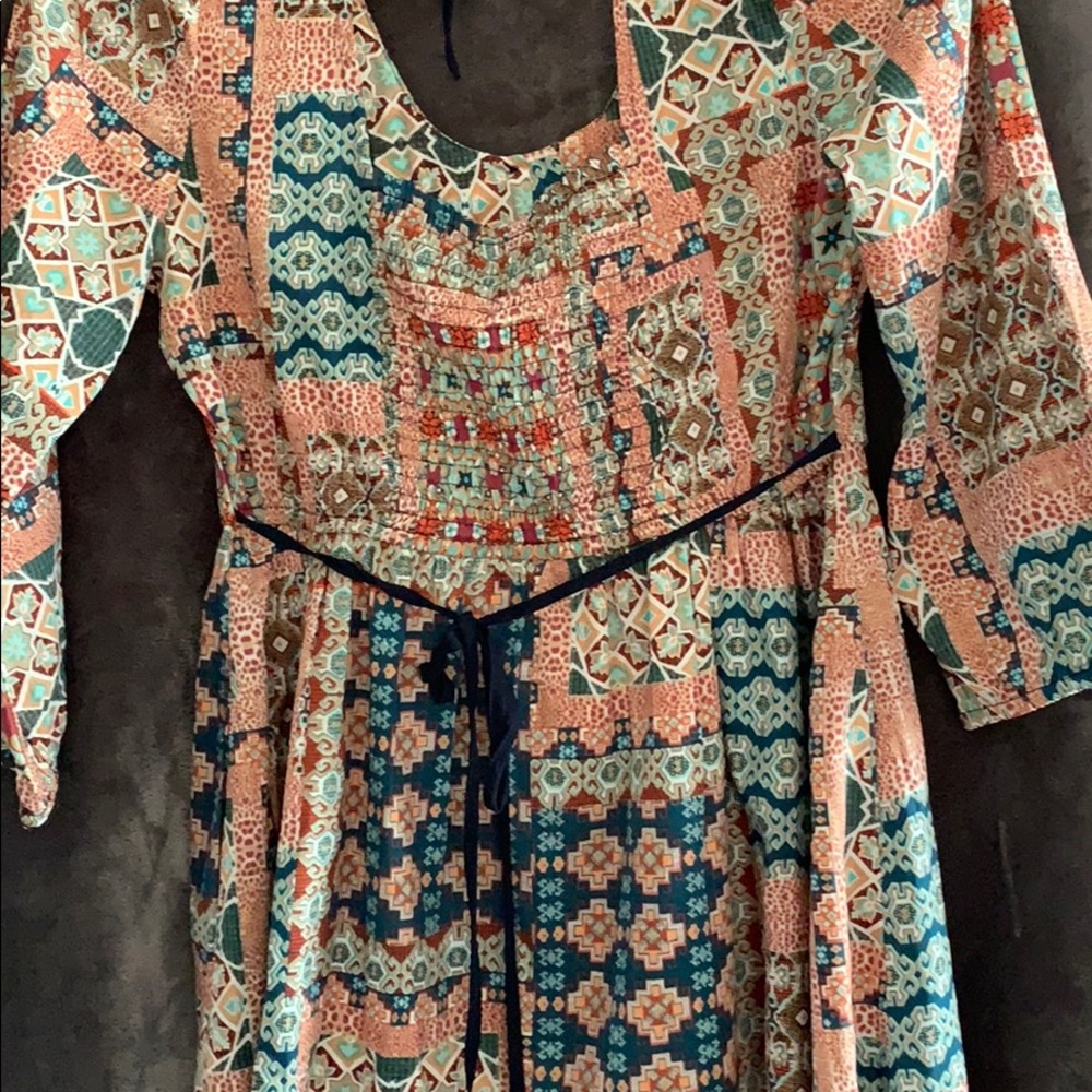 Cute Spring Dress - Picture 2 of 4